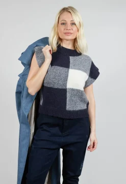 Knitted Vest Checked Jaquard in Navy