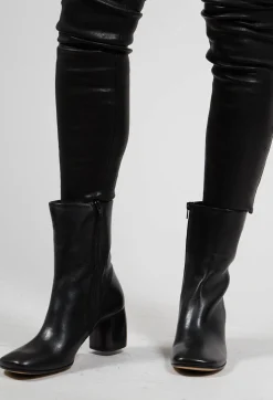 Kubric Block Heel Boot in Nero