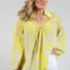 Lace Blouse in Lion Cream