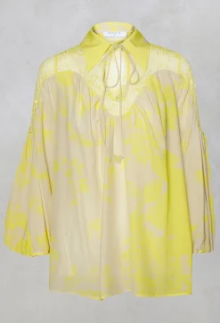 Lace Blouse in Lion Cream