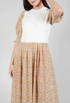 Lace Dress in Sabbia