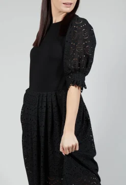 Lace Dress in Summer Black