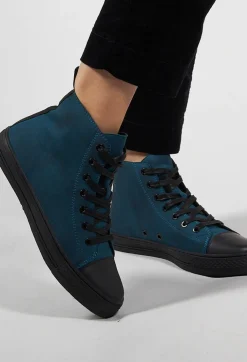 Lace up High Top Pumps in Ink