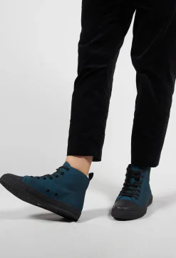 Lace up High Top Pumps in Ink