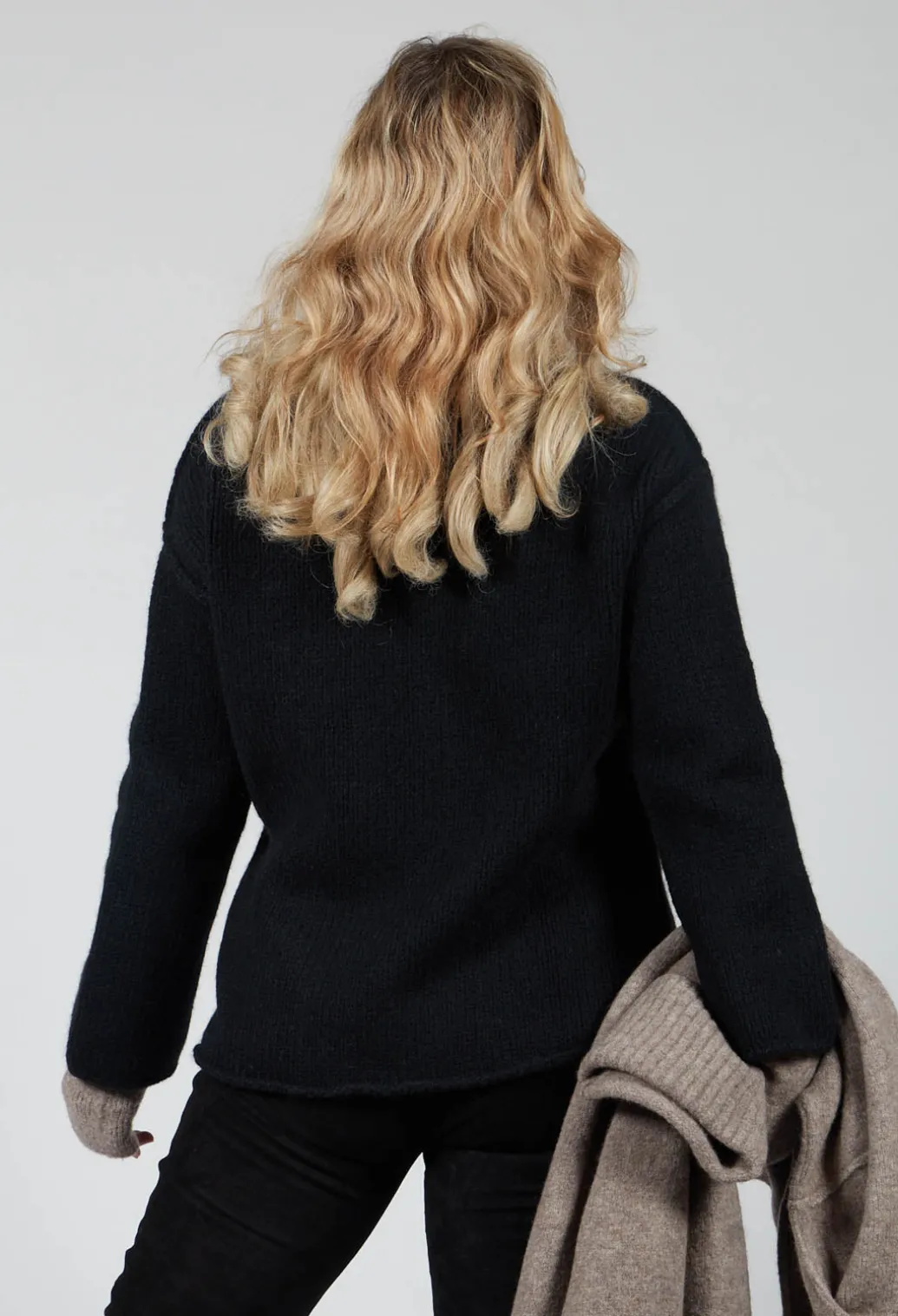 Ladder Feature Jumper in Black