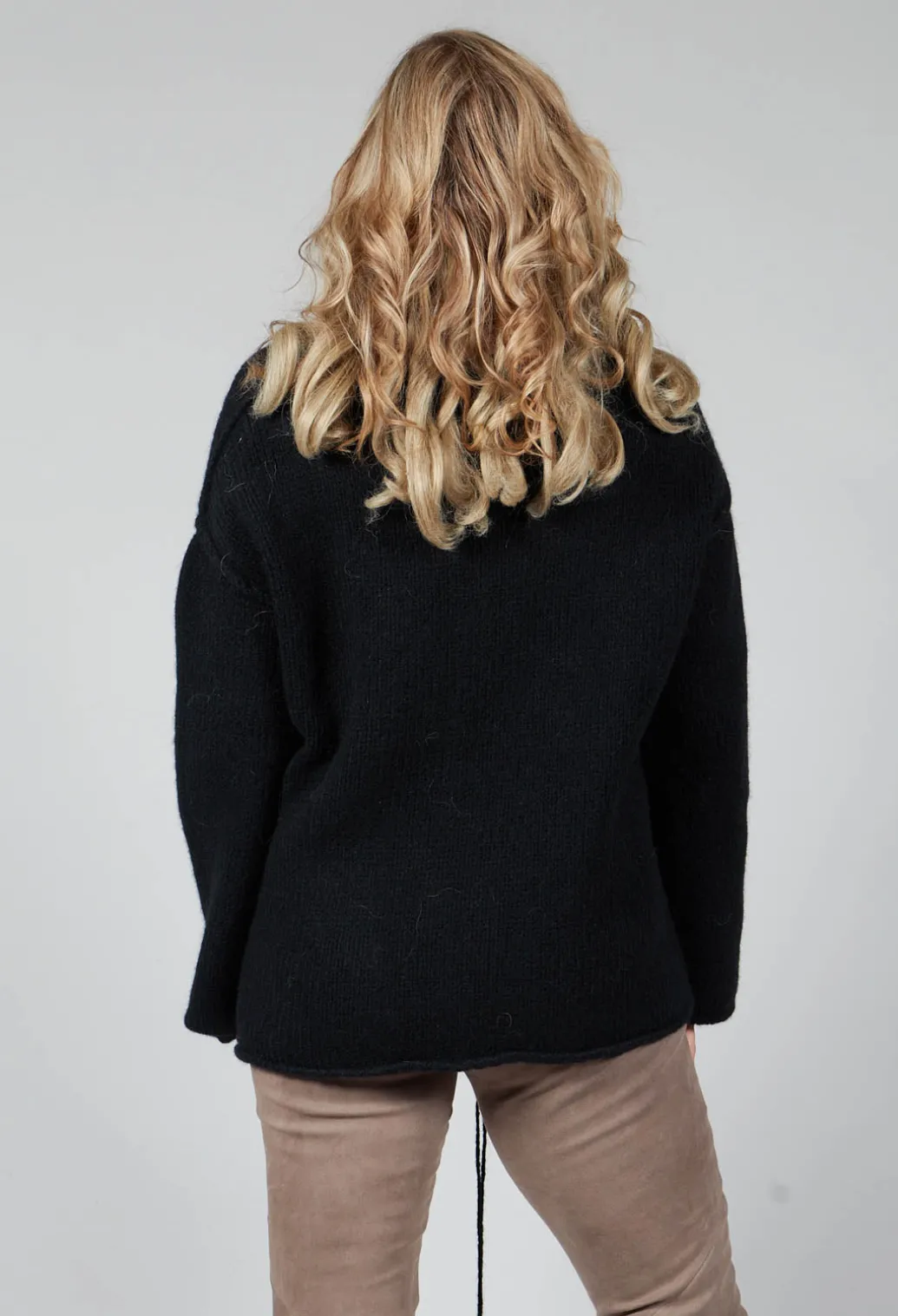 Ladder Feature Jumper in Black