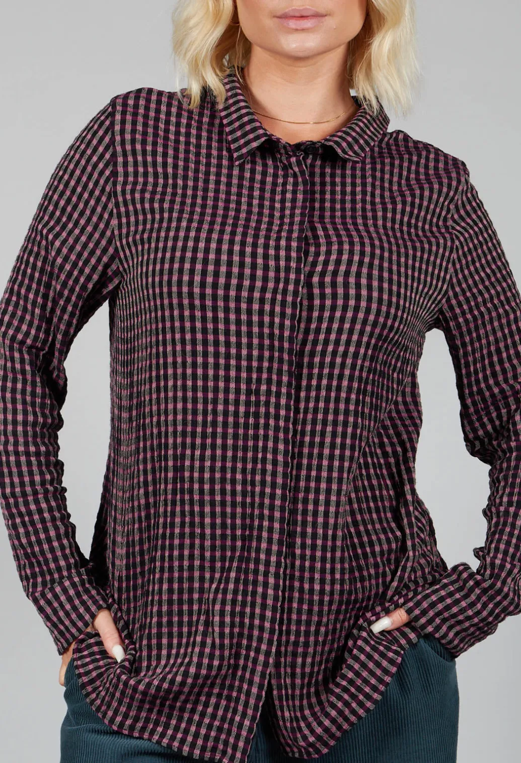 Lao Blouse in Violet and Black