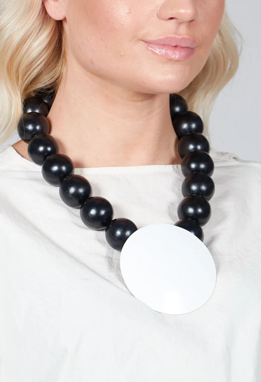 Large Beaded Necklace with Black Pendant in Black