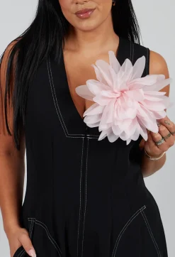 Large Flower Brooch in Pink