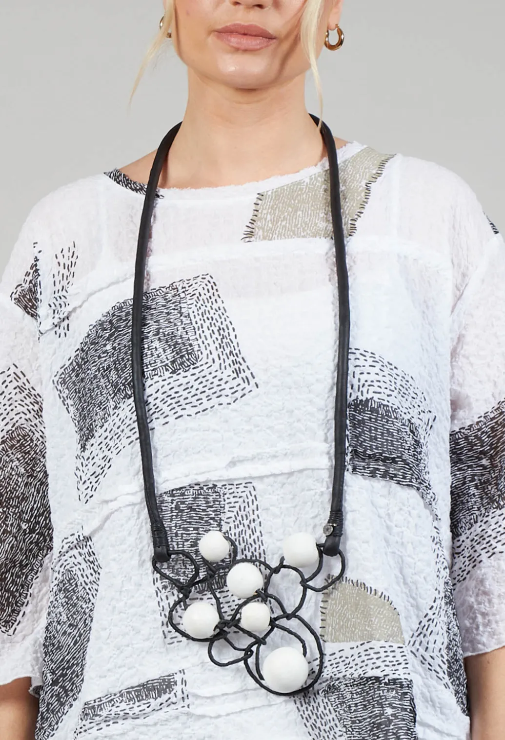 Leather Bead Necklace in Black and White