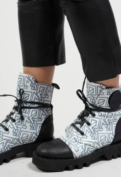 Leather Motif Ankle Boots in Slodi Black / Los Angeles White