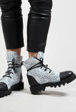 Leather Motif Ankle Boots in Slodi Black / Los Angeles White
