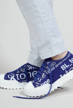 Leather Pumps with Lettering Motif in Azur Print