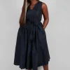 Legendary Dress in Black