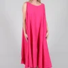 Leinaiv Dress in Metoo