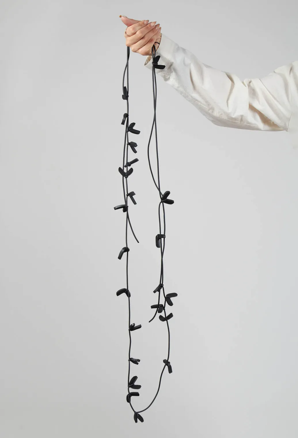 Leo Necklace in Black