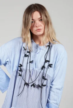 Leo Necklace in Black