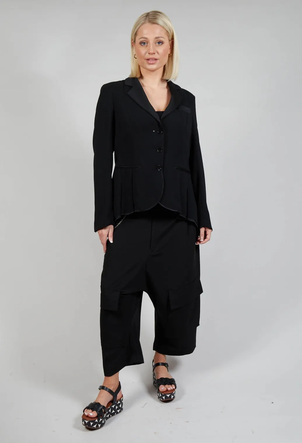 Liaison Jacket in Black