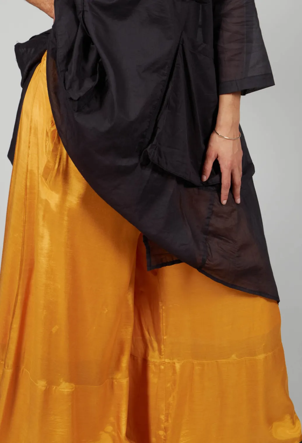 Lightwear Culottes in Beige Saffron