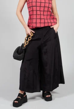 Lightwear Culottes in Black