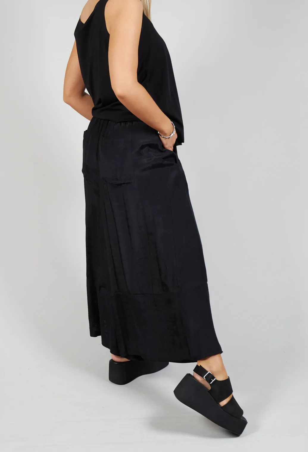 Lightwear Culottes in Black