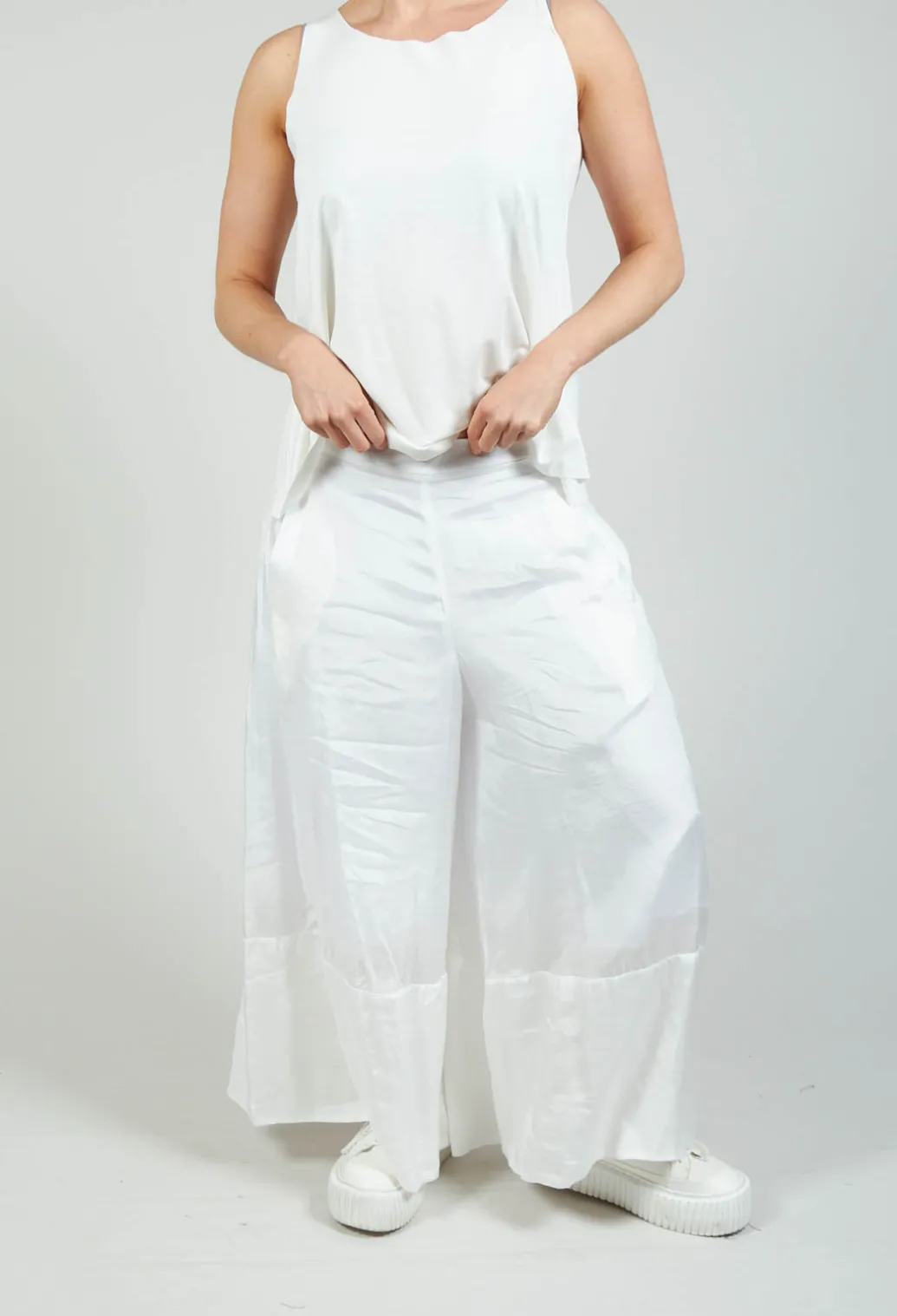 Lightwear Culottes in White