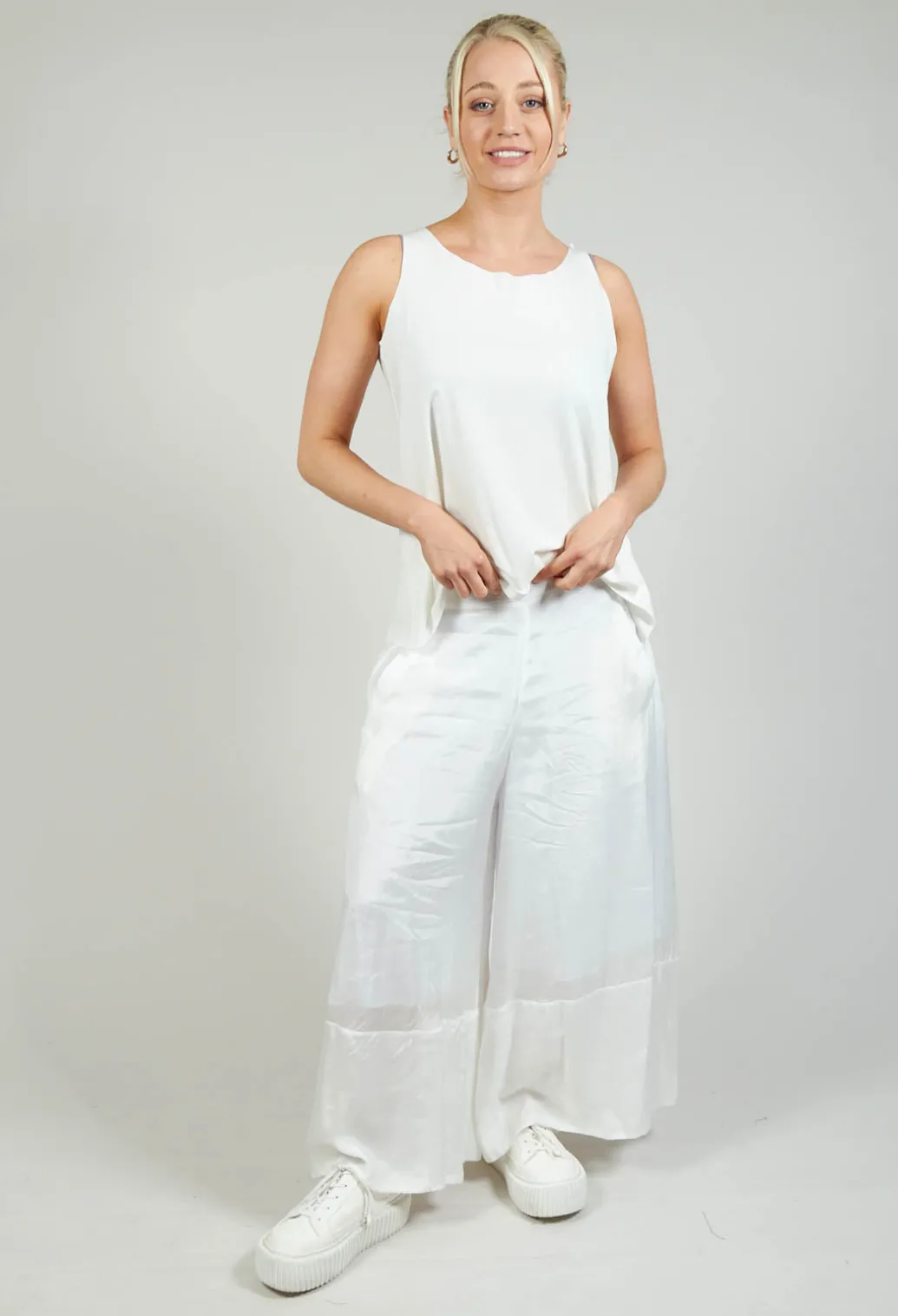 Lightwear Culottes in White