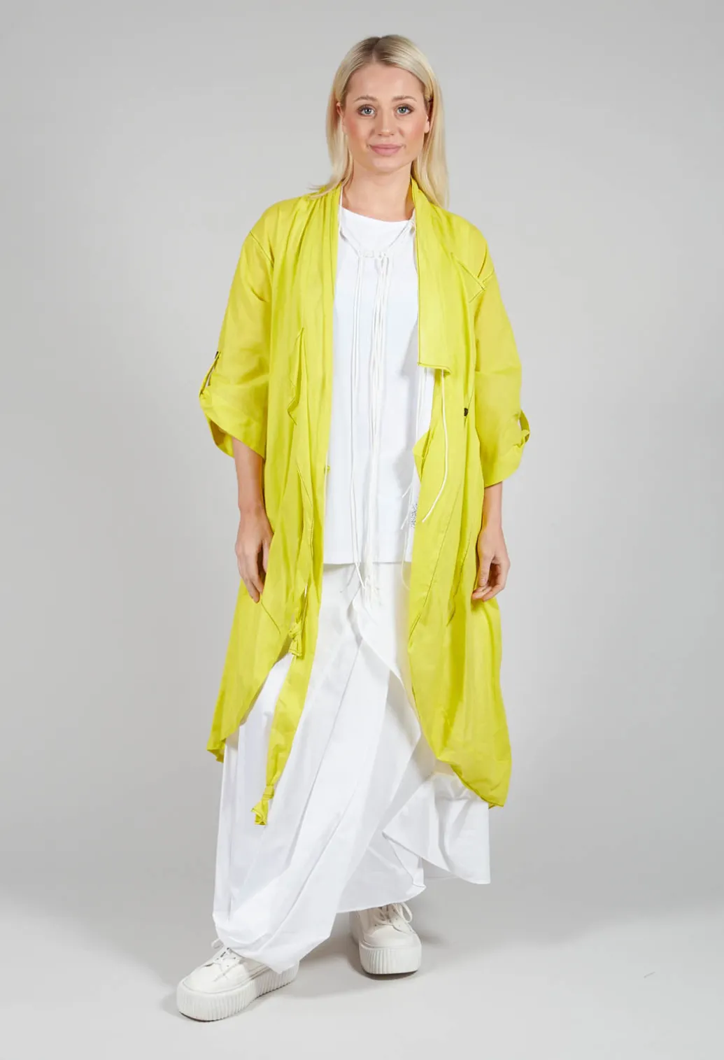Lightwear Jacket in Lime Black