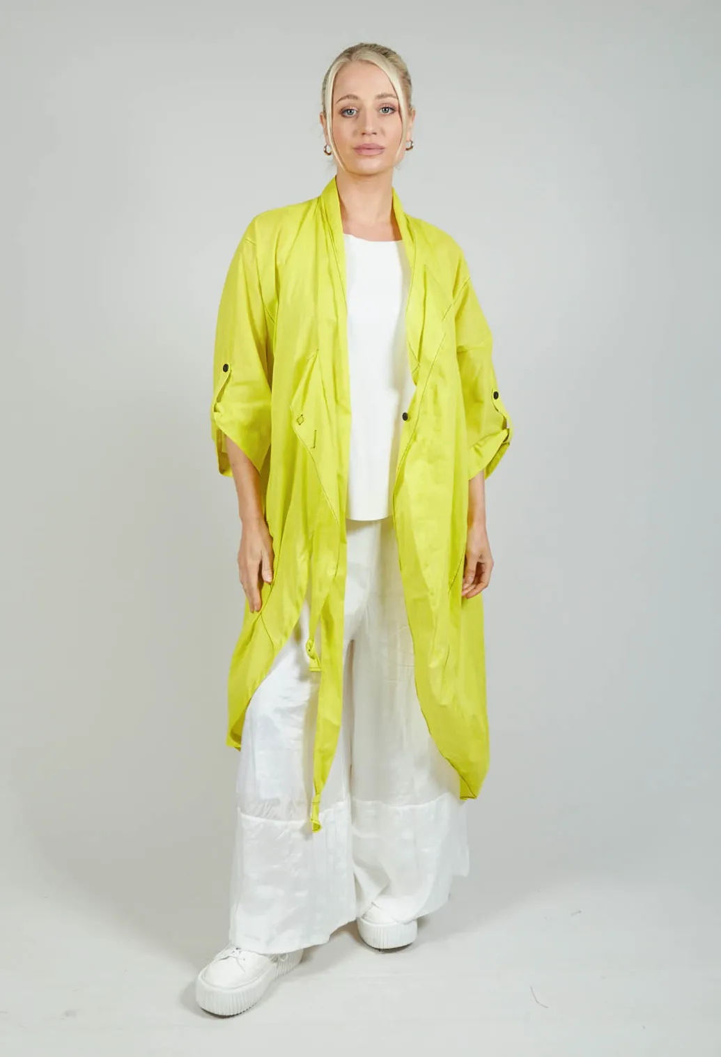 Lightwear Jacket in Lime Black