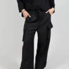 Lightweight Cargo Trousers in Nero