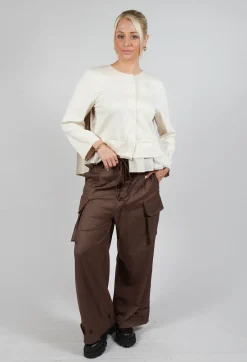 Lightweight Cargo Trousers in Toffee
