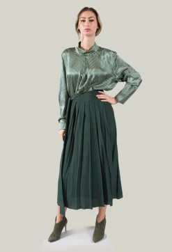 Lightweight Pleated Skirt with Sash in Mirto