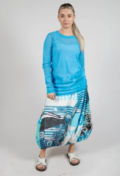 Lightweight Relaxed Fit Top in Malibu