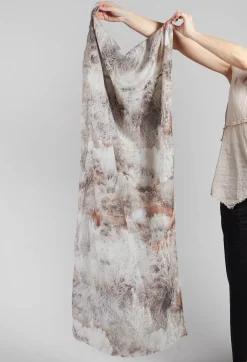 Lightweight Scarf in Steppe Bronze