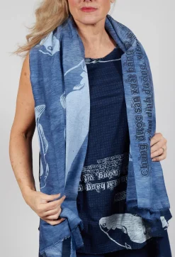 Lightweight Scarf with Motif in Navy Print