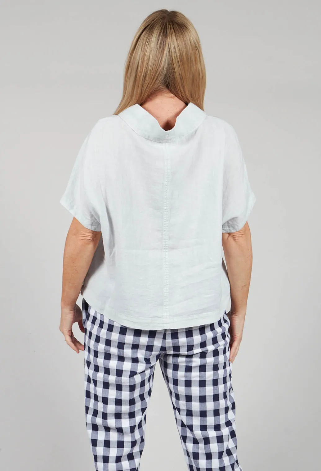 Linen Diva Top in Greige