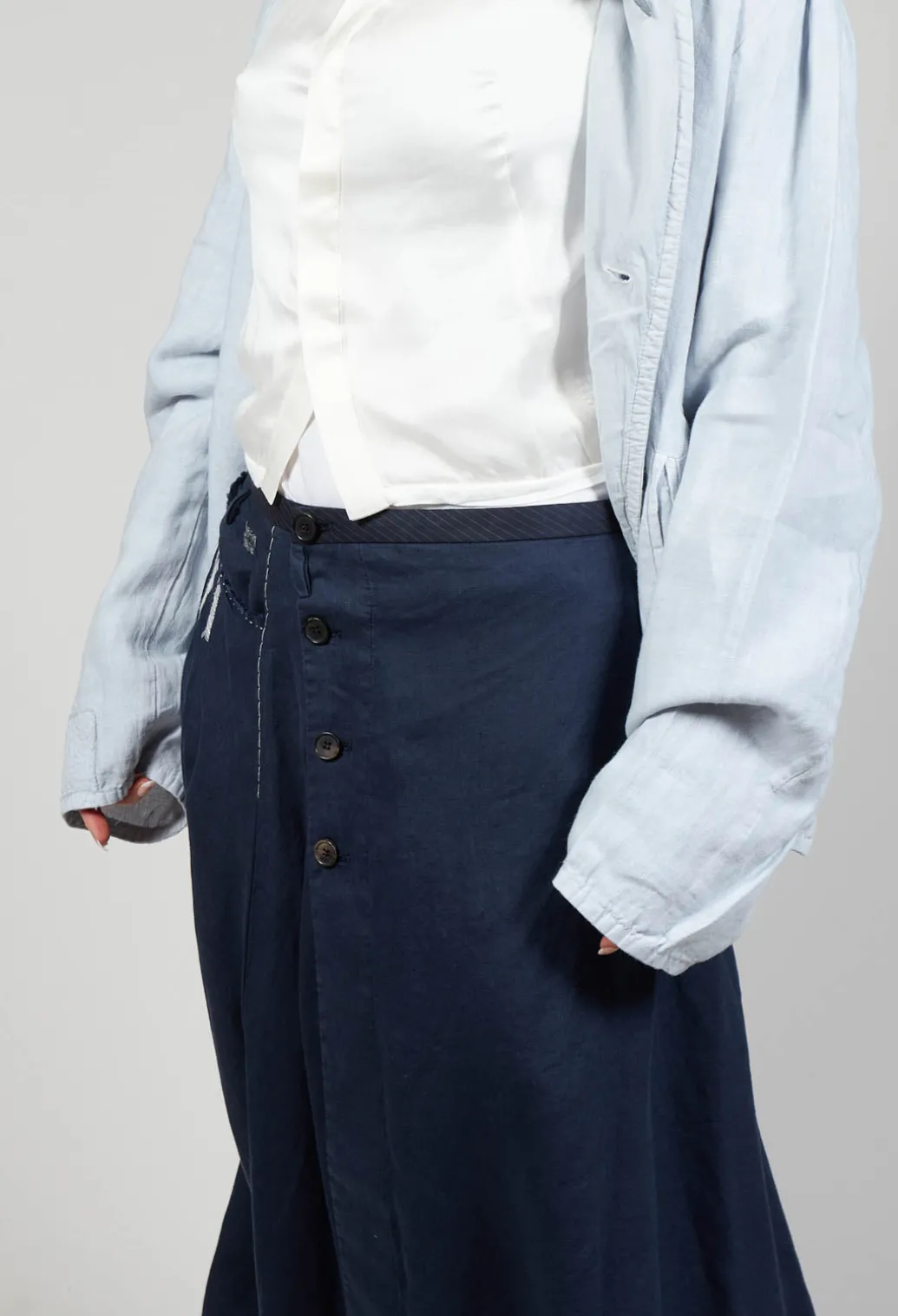 Linen Skirt in Navy