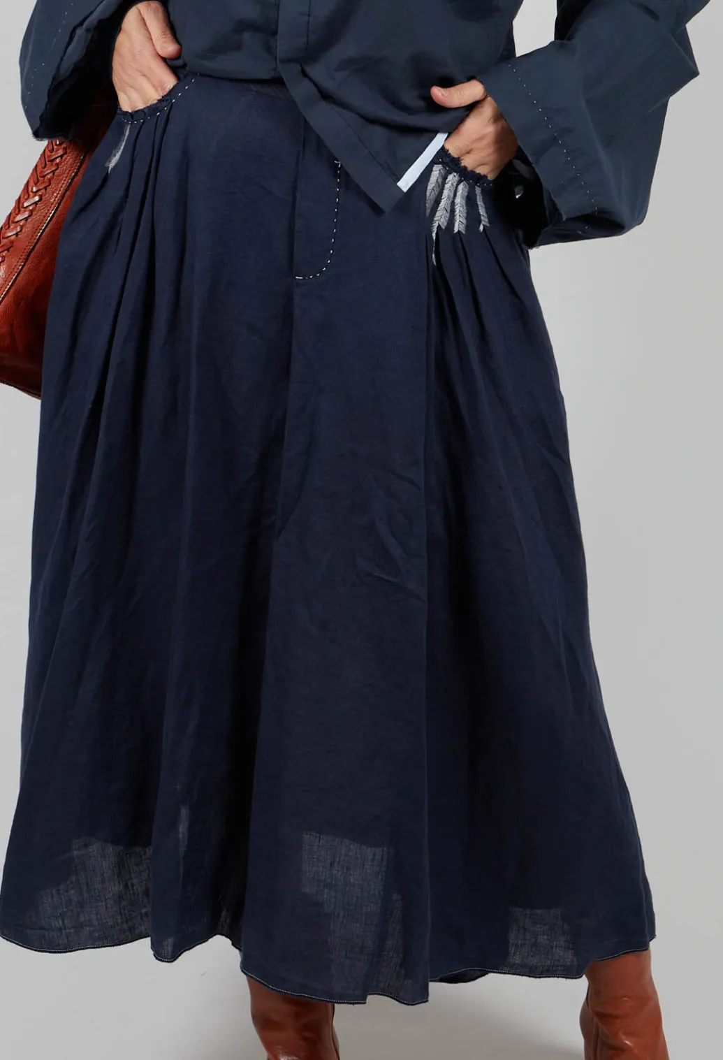 Linen Skirt in Navy