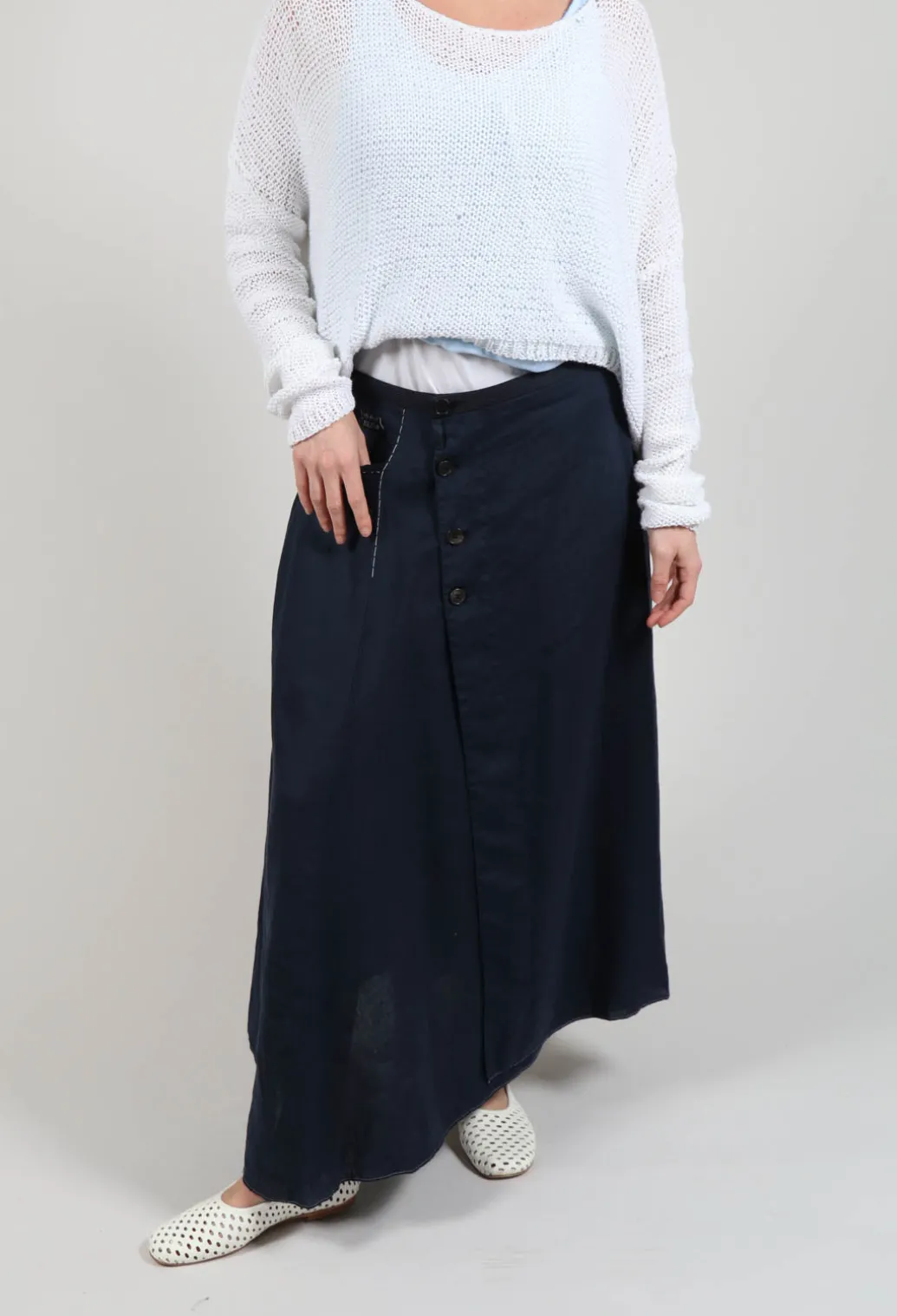 Linen Skirt in Navy