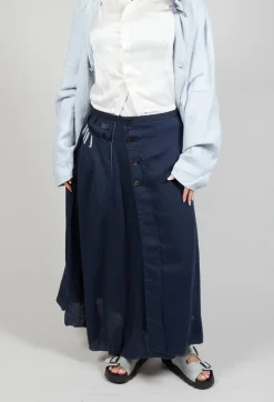 Linen Skirt in Navy