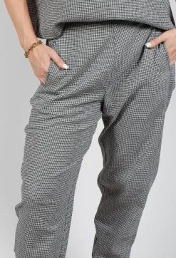 Long Geisha Trousers in Black