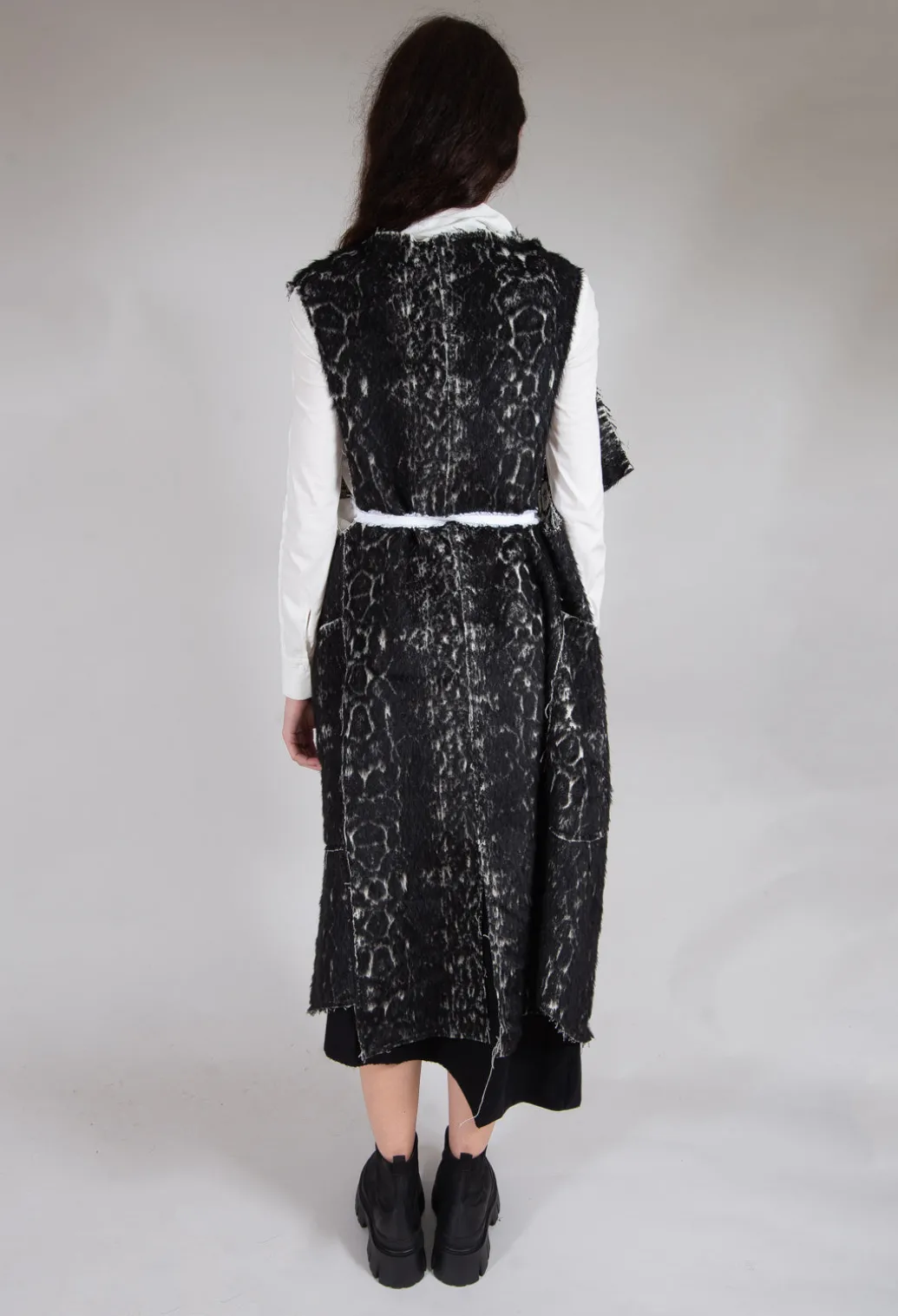 Long Gillet in Black Print