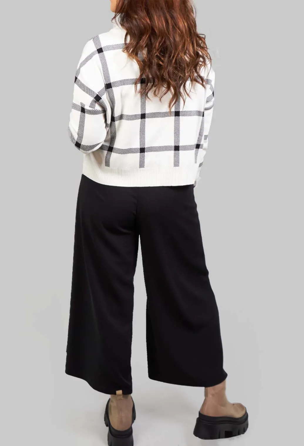 Long Sleeve Jumper with Check Design in White
