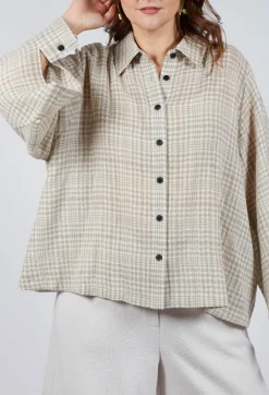 Long Sleeve Shirt in Beige Check