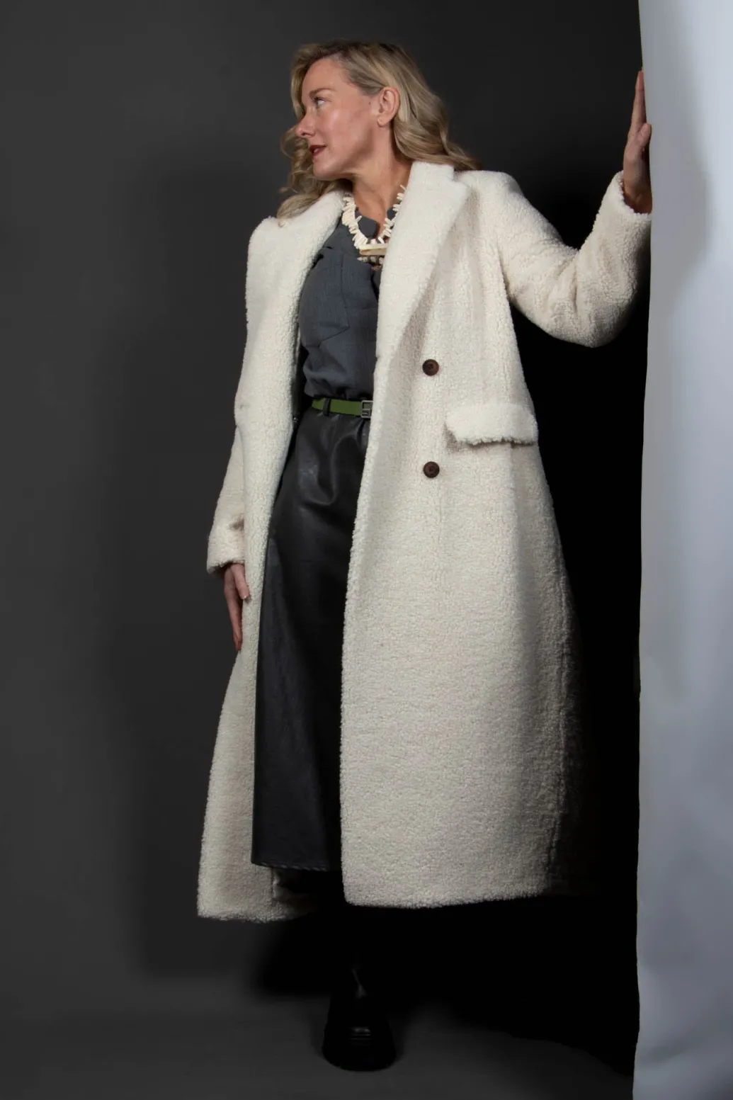 Long Sleeve Teddy Coat in Cream