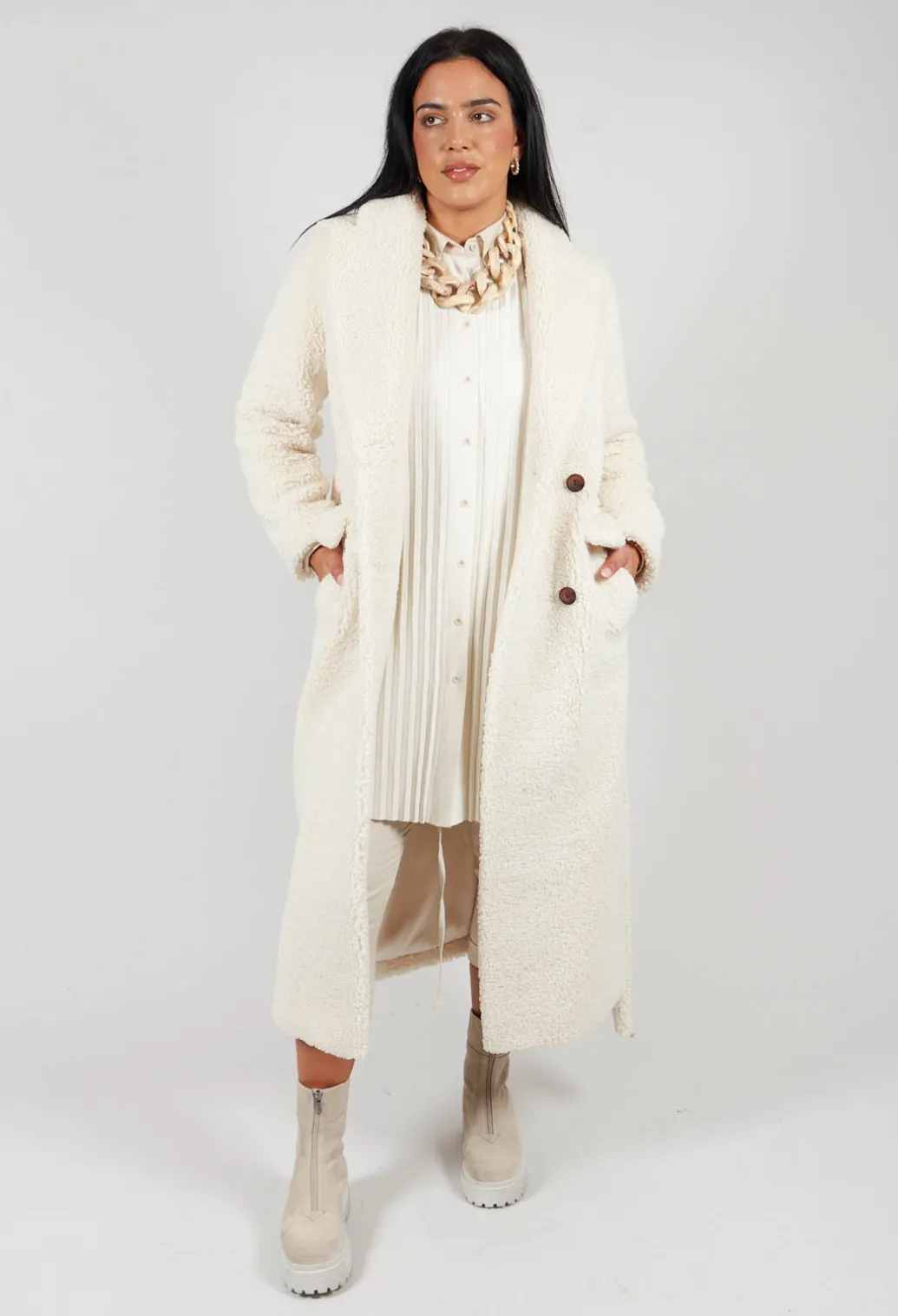 Long Sleeve Teddy Coat in Cream