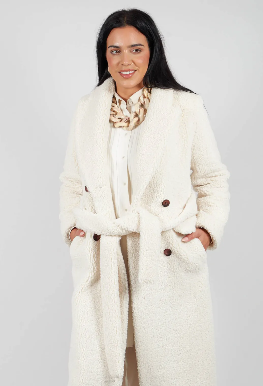 Long Sleeve Teddy Coat in Cream