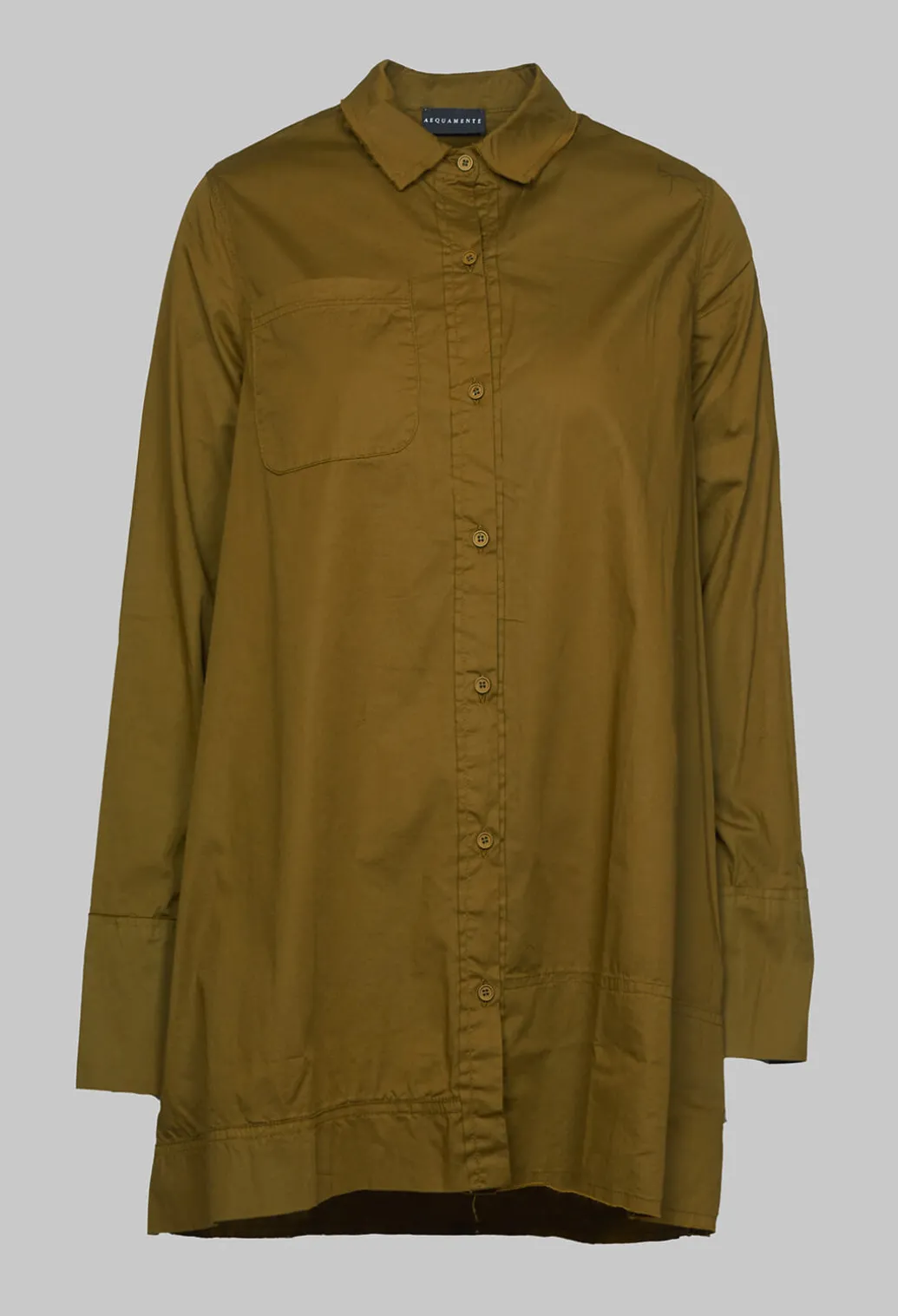 Long Sleeved Shirt in Oliva