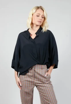 Longline Shirt in Black