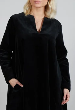 Longline Tunic in Black